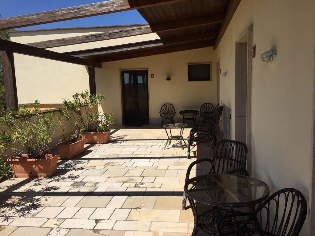 Villa Agritria Di Umberto Anglisani Ostuni Habitación foto